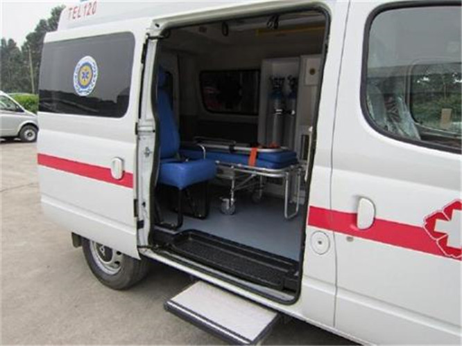 大足救护车出租服务案例7